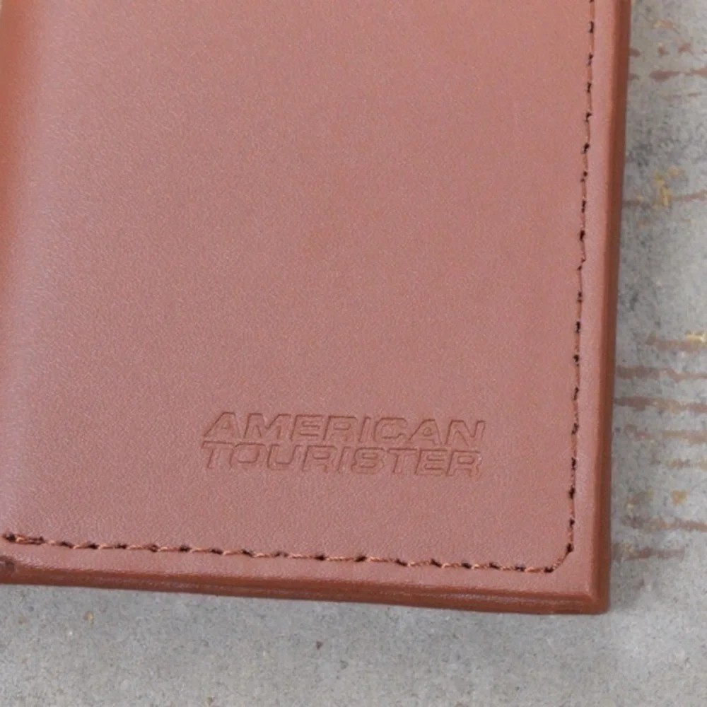 American Tourister Slim Trifold Brown Leather‎ Wallet, Never Used - Like New